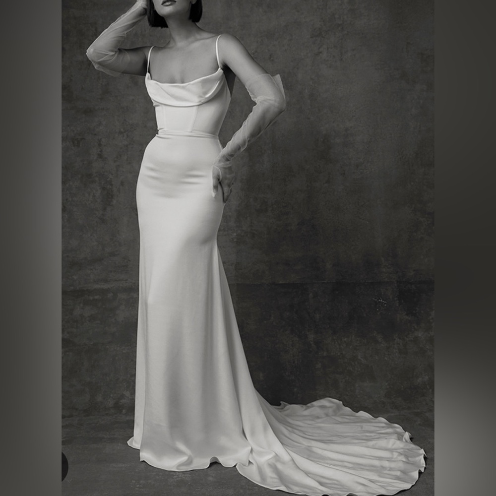 Timeless and elegant Sarah Seven wedding gown. Used in excellent condition.